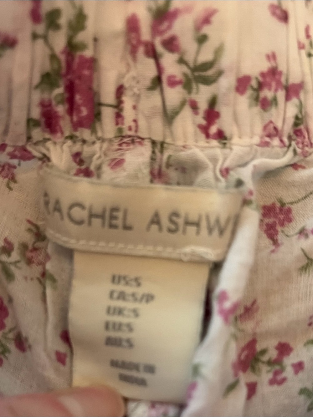Rachel Ashwell Women's Pajama Shorts
Floral Tassel Drawstring Pockets
Size S - Picture 5 of 5